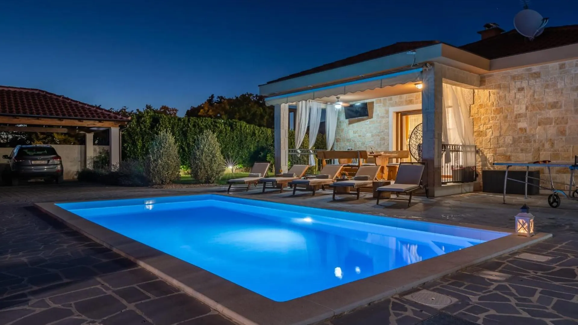 Villa Mlb With Heated Pool, Sauna And Jacuzzi- By Ta Leut Agency ヴーシ